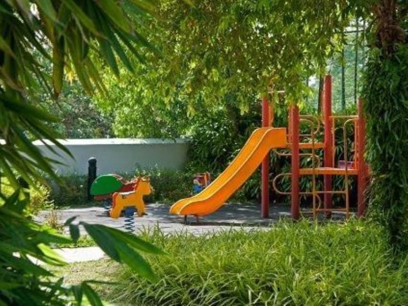 Royale Chulan Seremban Eksteriør billede Playground in the park